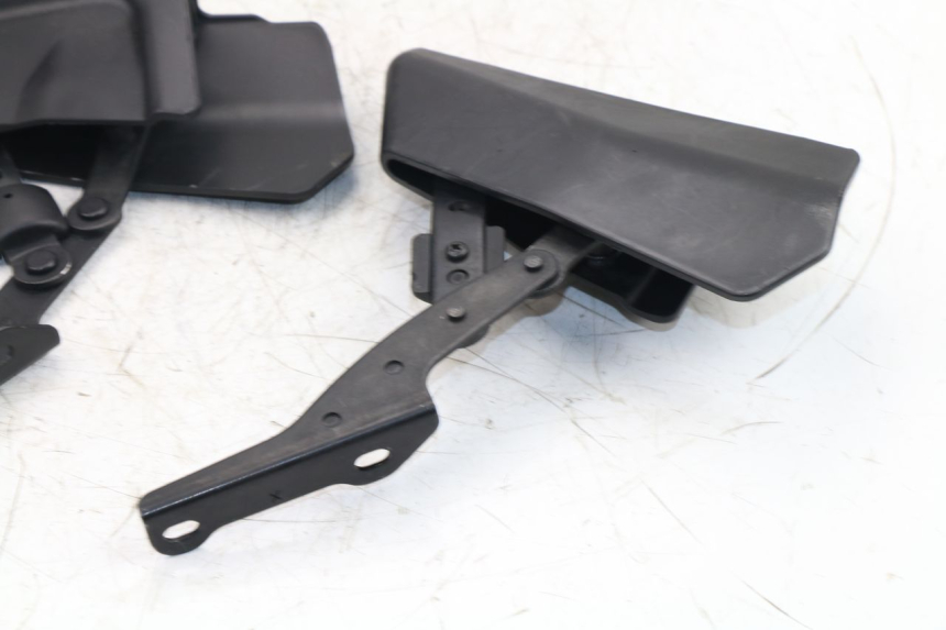photo de VERIN COFFRE PIAGGIO XEVO - X EVO 125 (2010 - 2015)