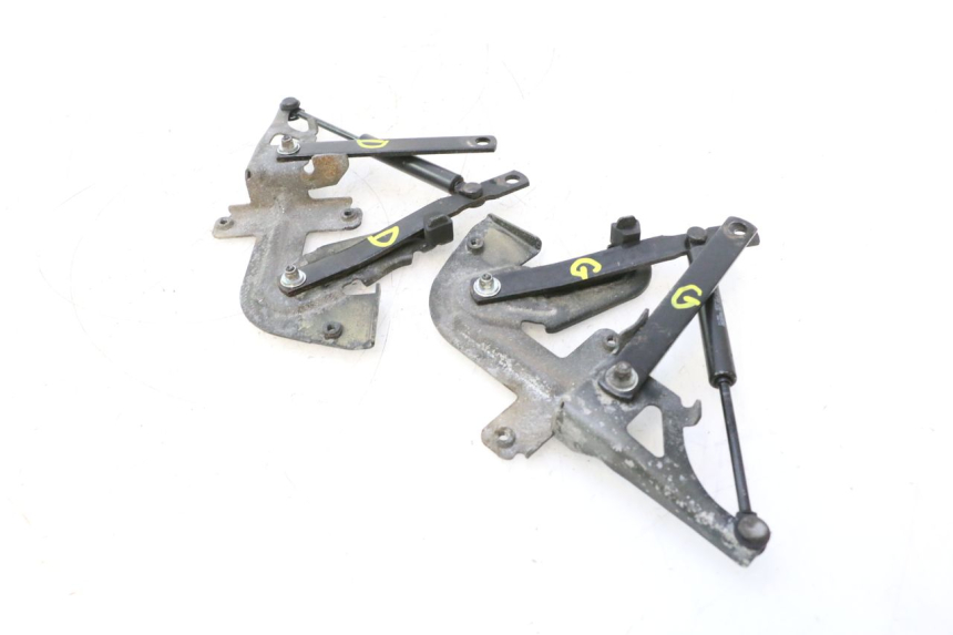 photo de VERIN COFFRE PEUGEOT SATELIS 125 (2013 - 2018) - Autre angle de vue
