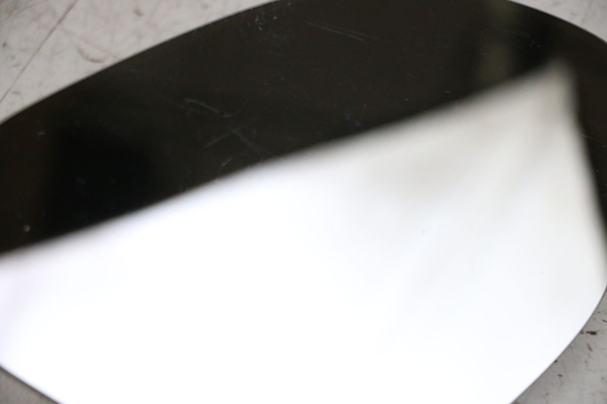 photo de VERRE RETROVISEUR GAUCHE PIAGGIO X9 EVOLUTION 125 (2003 - 2007) - Zoom état d’usage