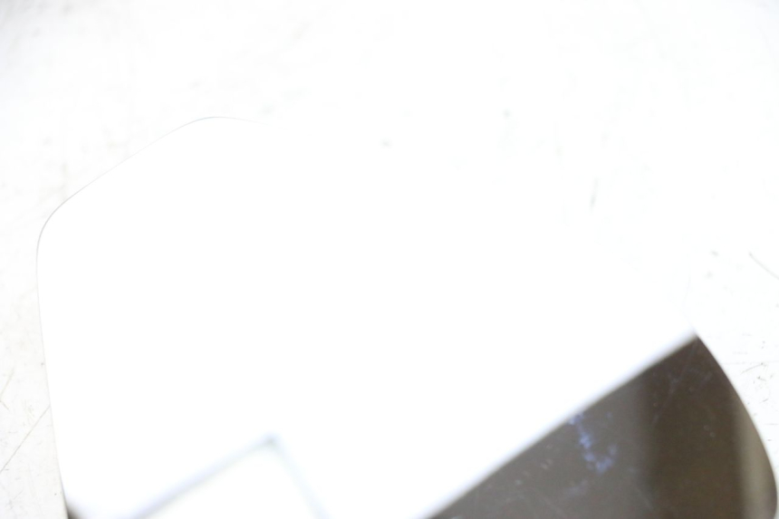 photo de VERRE RETROVISEUR GAUCHE PIAGGIO X9 EVOLUTION 125 (2003 - 2007) - Points de fixation