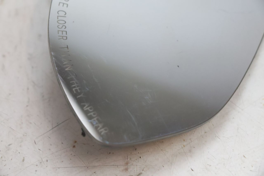 photo de VERRE RETROVISEUR GAUCHE PIAGGIO X9 EVOLUTION 125 (2003 - 2007) - Détail de la pièce