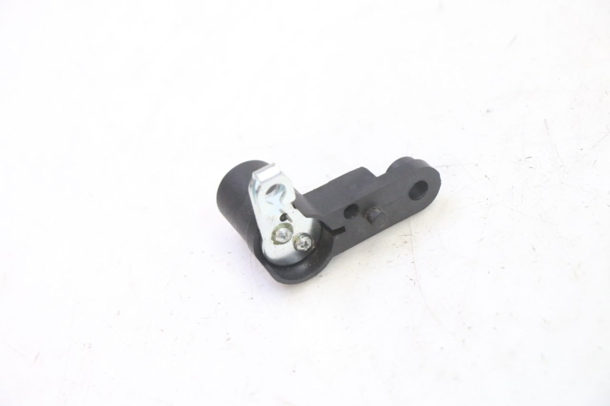 photo de VERROUILLAGE SELLE YAMAHA XMAX X-MAX 125 (2021 - 2025)