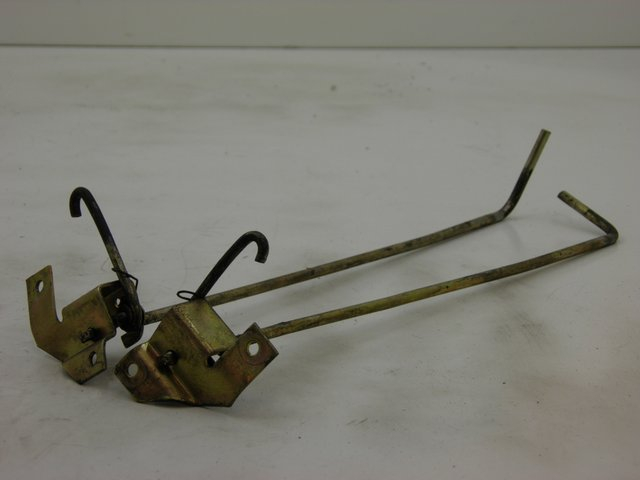 photo de VERROUILLAGE TRAPPE PIAGGIO VESPA PX 125 (1997 - 2007)