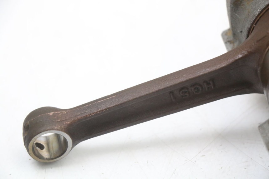 photo de VILEBREQUIN HYOSUNG GV AQUILA 125 (2000 - 2004) - Points de fixation