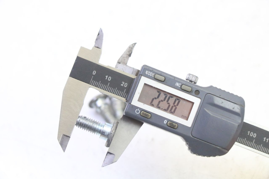 photo de VIS DISQUE DE FREIN HYOSUNG GV AQUILA 125 (2000 - 2004)