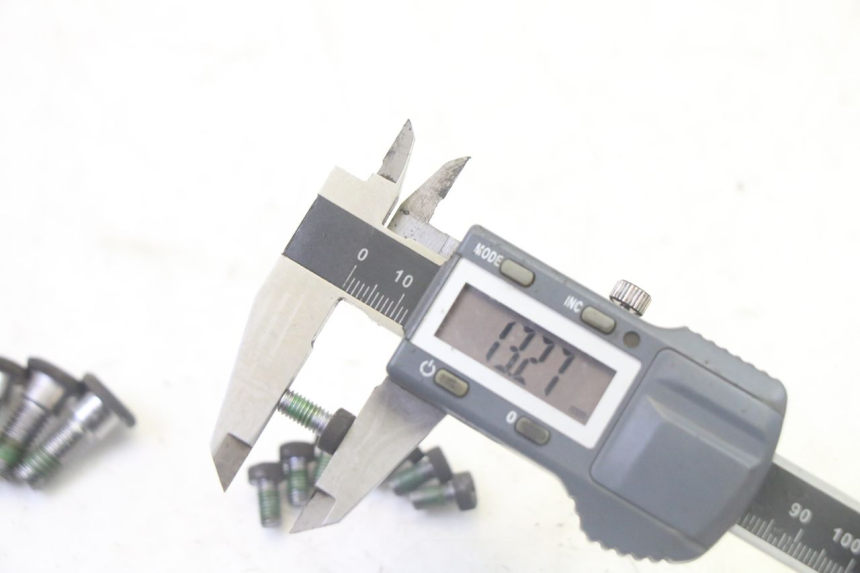 photo de VIS DISQUE DE FREIN HONDA FES S-WING SWING ABS 125 (2007 - 2015)