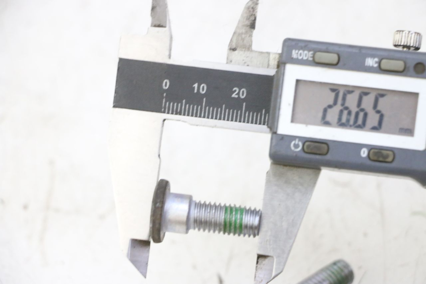 photo de VIS DISQUE DE FREIN HONDA FES S-WING SWING ABS 125 (2007 - 2015)