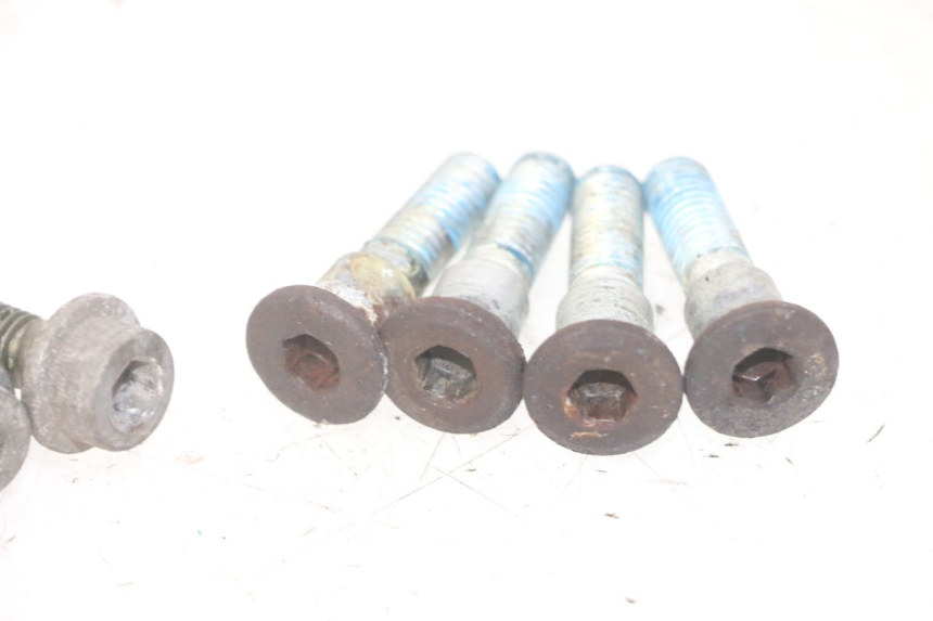 photo de VIS DISQUE DE FREIN SUZUKI GS GSE 500 (2001 - 2003)