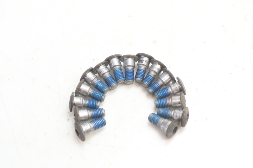 photo de VIS DISQUE DE FREIN SUZUKI GSR 600 (2005 - 2012) - Vue principale