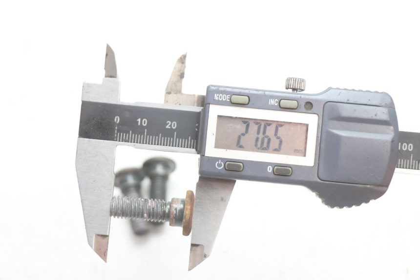 photo de VIS DISQUE DE FREIN IMF INDUSTRIE NEW PACH 2T 50 (2014 - 2020) - Zoom état d’usage