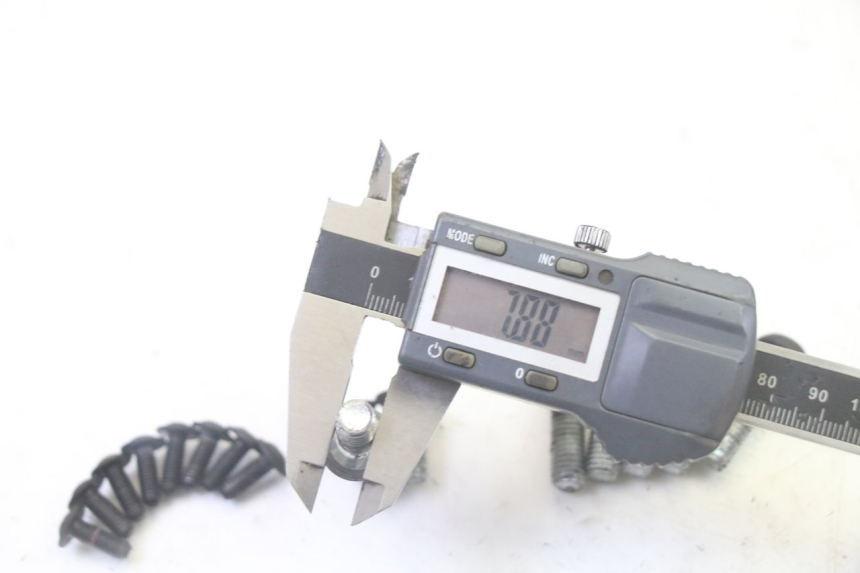 photo de VIS DISQUE DE FREIN PEUGEOT SATELIS 125 (2013 - 2018)