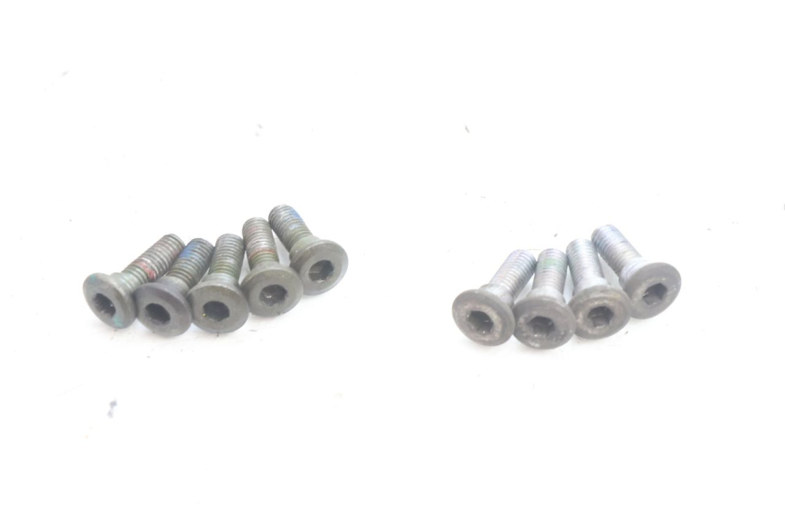 photo de VIS DISQUE DE FREIN HONDA SH 125 (2001 - 2003) - Autre angle de vue