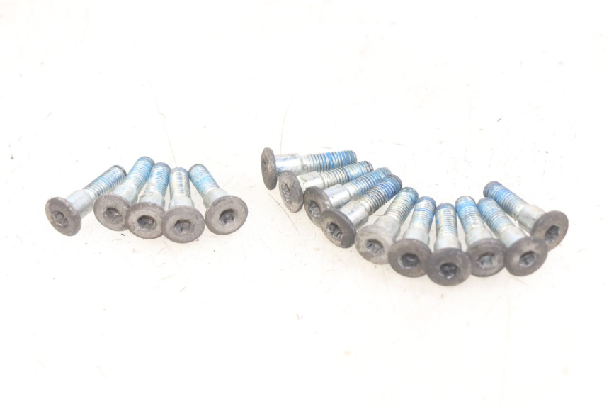 photo de VIS DISQUE DE FREIN SUZUKI SV N 650 (1999 - 2002)